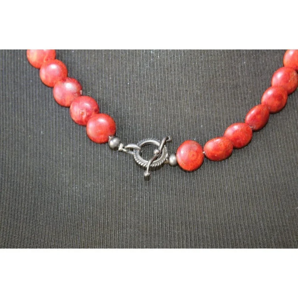 Vintage Red Sponge Coral Necklace Natural Stones Beads 33.1 grams toggle clasp